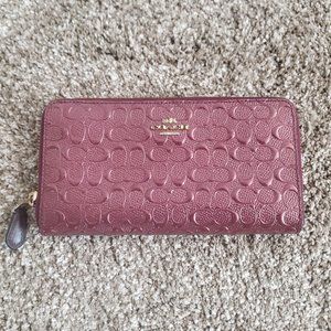 Coach Accordion Zip Wallet In Signature Leather